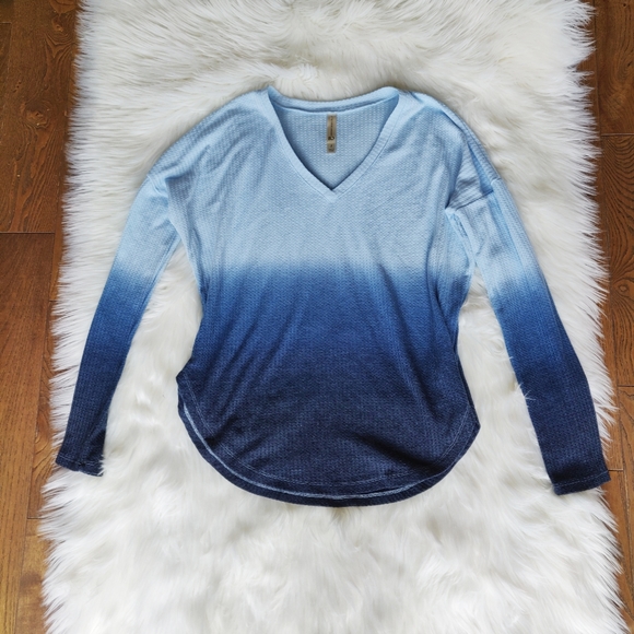 Live Love Dream dip dye waffle shirt - Picture 2 of 4